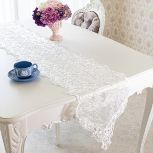 テーブルランナー おしゃれ 白 レース 編み ホワイト 30×210 布 花柄 刺繍 センター フランスアンティーク風