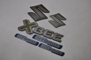 スズキ　カラー　エンブレム　送料無料　ＭＮ７１Ｓ　ＸＢＥＥ　クロスビー　ブラック　６点　カーパーツ　純正　メッキ