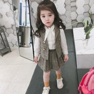 子ども服 女の子 スーツ ブレザー 韓国子供服風 長袖 シャツ ベスト プリーツスカート チェック柄 かわいい おしゃれ 人気商品 送料無料