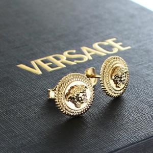 メンズ Versace ヴェルサーチ Medusa ピアス ゴールド 両耳 楽天市場】ヴェルサーチ ピアス ゴールド メデューサ レジン