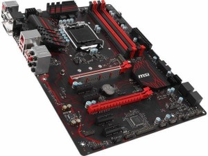 MSI Z270 GAMING PLUS LGA 1151 Intel Z270 SATA 6Gb/s USB 3.1 ATX Intel Motherboard 中古