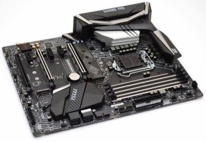 MSI Z370 GAMING PRO CARBON AC LGA 1151 (300 Series) Intel Z370 HDMI SATA 6Gb/s USB 3.1 ATX Intel Motherboard 中古