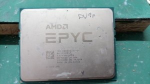 AMD EPYC 7763 QS 2.45GHz 3.4GHz 256 MB SP3 280W 中古