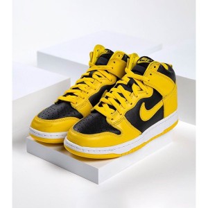 ダンク ハイ バーシティメイズ NIKE DUNK HIGH VARSITY MAIZE 正規品 全国送料無料