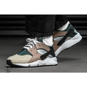 エア ハラチ エスケープ ビスク ストームグレー NIKE AIR HUARACHE ESCAPE BISQUE STORM GREY 正規品 全国送料無料