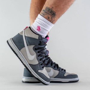 SB ダンク ハイ プロ ミディアム グレー Nike SB Dunk High Pro Medium Grey 正規品 全国送料無料