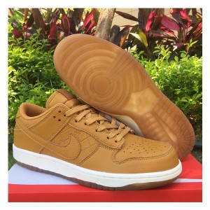 ウィメンズ ダンク ロー ウィート アンド ガム ライトブラウン Nike WMNS Dunk Low Wheat and Gum Light Brown 正規品 全国送料無料