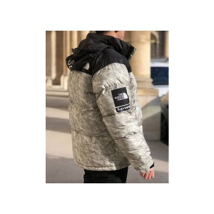 シュプリーム×ザ ノース フェイス Supreme×The North Face Paper Print Nuptse Jacket Paper Print 正規品 全国送料無料