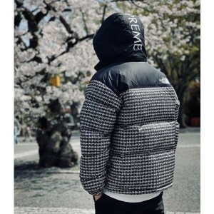 シュプリーム ザノース フェイス スタッズ ヌプシ ジャケット ブラック Supreme The North Face Studded Nuptse Jacket Black 正規品 全