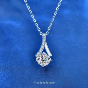 モアサナイト ネックレス ペンダント レディース 女性 ジュエリー シルバー  Moissanite 誕生日 母の日 ギフト プレゼント キラキラ輝く