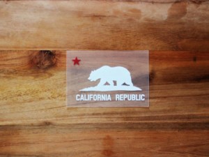 CALIFORNIA REPUBLIC 白 赤星S 2枚組 ステッカー 車 かっこいい ブランド おしゃれ ウォールステッカー バイク 西海岸 熊 星 サーフィン 