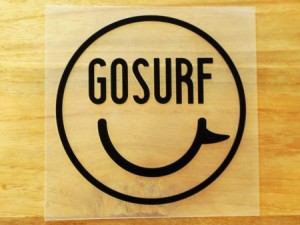 GO SURF 11 ステッカー 2枚組 車 かっこいい ブランド おしゃれ ウォールステッカー キャリーバッグ バイク 西海岸 サーフィン ハワイ su