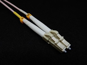 光ファイバーケーブル HKB-LCLCTA5-01L 両端LCコネクタ付GI(マルチモード 10G対応) 2心コード 1m AC-UNION
