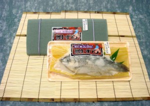 （鮒ずし）琵琶湖名産の珍味！「鮒ずし」 （まるごと1匹分約240g） 「（株）飯魚」【父の日】