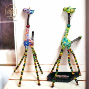 10000696　ユラユラ揺れるキリン　ウッド雑貨　バリ木彫り　きりん　ジラーフ　giraffe キリン置物　アジアン