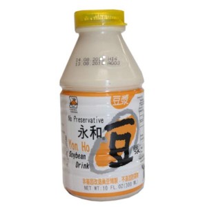 横浜中華街　台湾 永和豆漿・豆乳（大豆豆乳徳用サイズ）300ｍｌX 1本売り　台湾原産栄養飲料・お土産定番・中華伝統栄養飲料♪