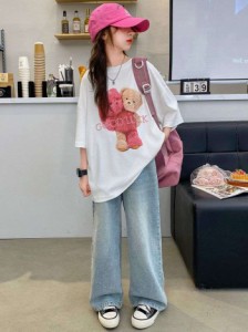 子供服 女の子 夏服 2点セット 熊柄 カジュアル 可？い お出掛け 日常着 トップスデニムパンツ  2色あり 大人気 格好い