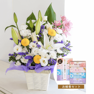 【お供え花・仏花】アレンジメント「ボヤージュ」（お線香セット） お彼岸 お供え花 お悔み 命日 法事 献花 生花 お盆