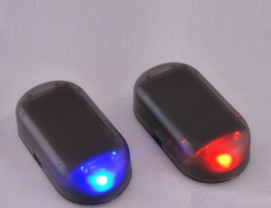 ダミーセキュリティ 簡単取付 レッド ブルー 点滅 LED ソーラー充電 防犯 車上荒らし 盗難 対策 