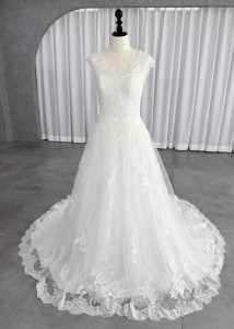 プロノビアス PRONOVIAS Aライン ウェディングドレス ホワイトアイボリー ファーストオーナー レース オフショル