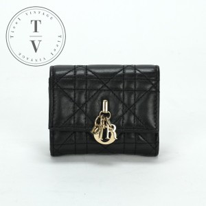 dior 三つ折り 財布の通販｜au PAY マーケット