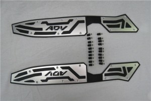 HONDA ADV adv150 アルミ CNC ステップボードB 銀