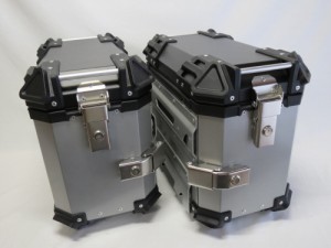 ADV150 ハンターカブ CT125 クロスカブ 汎用可 サイドキャリア ＆ サイドボックス 38L サイドケース 3点セット 黒銀