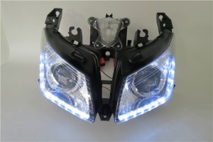 ヘッドライト LED付き Yamaha Tmax530 2012-2014 クリア