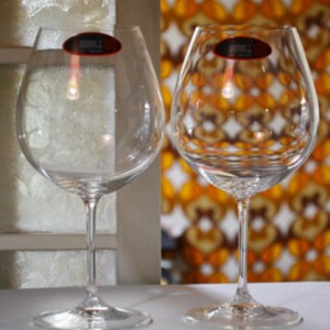 結婚祝い 名入れ ワイングラス プレゼント リーデル ヴィノム ブルゴーニュ ピノノワール ペア 赤ワイン グラス RIEDEL 赤 ペアグラス 食