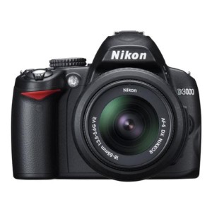 (中古品)Nikon デジタル一眼レフカメラ D3000 レンズキット D3000LK