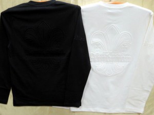 大きいサイズ　BE AMBITION   百合＆ロゴ エンボス加工 長袖Tシャツ 　ビーアンビション