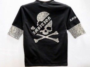 BE AMBITION   ５分袖Tシャツ  Vネック　レイヤード　パイソン柄スカル　ビー・アンビション