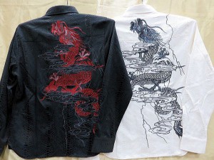 カラクリ魂　和柄　長袖シャツ　昇り龍刺繍　龍の鱗　 KARAKURI