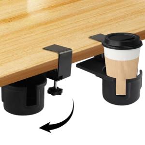 クリーム色のドリンクホルダー付きテーブル