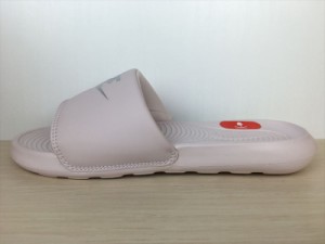 NIKE（ナイキ） VICTORI ONE SLIDE（ヴィクトリーワンスライド） CN9677-600 靴 サンダル ウィメンズ 新品 (1908)