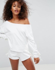 【即日発送】ディテール エイソス asos lounge off shoulder sweat with lace up detail ナイトウエア 下着 インナー レディースナイトウ