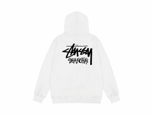 Stussyステューシー上海限定モデルです フード付きのパーカーです