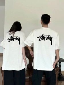 Stussyトリコロール・プリント・メンズ＆レディース半袖