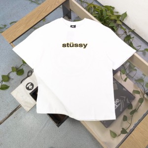 Stussyスプーフ・パターン・レター半袖Tシャツ