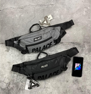 Palace Skateboards パレススケートボード メッセンジャーバッグ