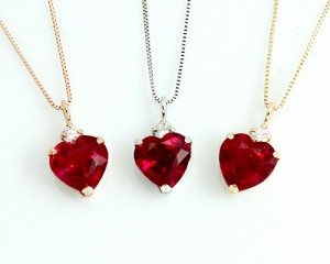 ペンダント　ネックレス　ルビー　ダイヤモンド　1ct　0.03ct　10金　ホワイトゴールド　ピンクゴールド　K10　WG　PG　ハート　レディー