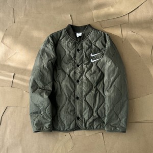 NIKE  Sport swear Swoosh ナイキの2023年秋冬新作ダブルフック??薄手ジャケット