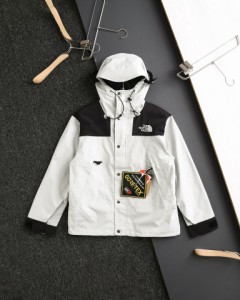 THE NORTH FACE アウターウェア  ジャケット メンズ レディース