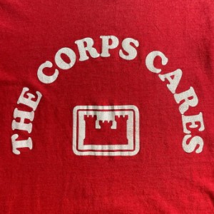 80年代 THE CORPS CARES USACE アメリカ陸軍工兵司令部 ロゴプリントTシャツ メンズS 【古着】【中古】