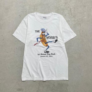 THE WOOD’S 1st Annual Dog Dash ホットドッグ プリント Tシャツ メンズM