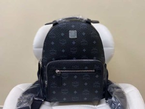 MCM エムシーエム リュックサック BACKPACK レディース＆メンズ バッグパック 美品 リュック ブランド デイパック 通勤 通学バッグ 新品