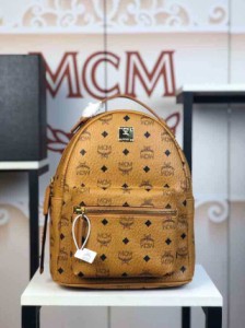 MCM エムシーエム リュックサック BACKPACK レディース＆メンズ バッグパック 美品 リュック ブランド デイパック 通勤 通学バッグ 新品