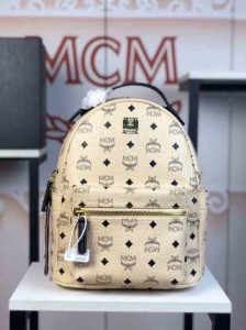 MCM エムシーエム リュックサック BACKPACK レディース＆メンズ バッグパック 美品 リュック ブランド デイパック 通勤 通学バッグ 新品