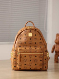 MCM エムシーエム リュックサック BACKPACK レディース＆メンズ バッグパック 美品 リュック ブランド デイパック 通勤 通学バッグ 新品