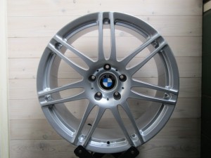 【超希少品】シュミーデン　インディヴィ　Forged　8J　9J　+30　120　5H　BMW　3シリーズ　E90　E91　E92　Z4　E85■